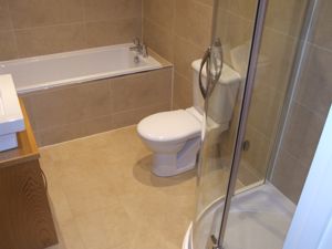 En-suite- click for photo gallery